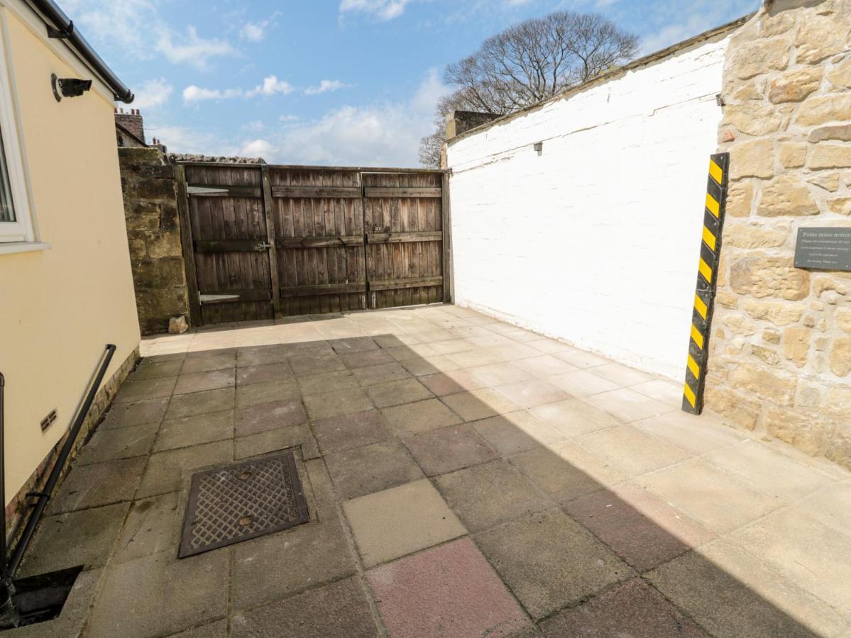Villa The Old Sweet Shop Alnwick Exterior foto